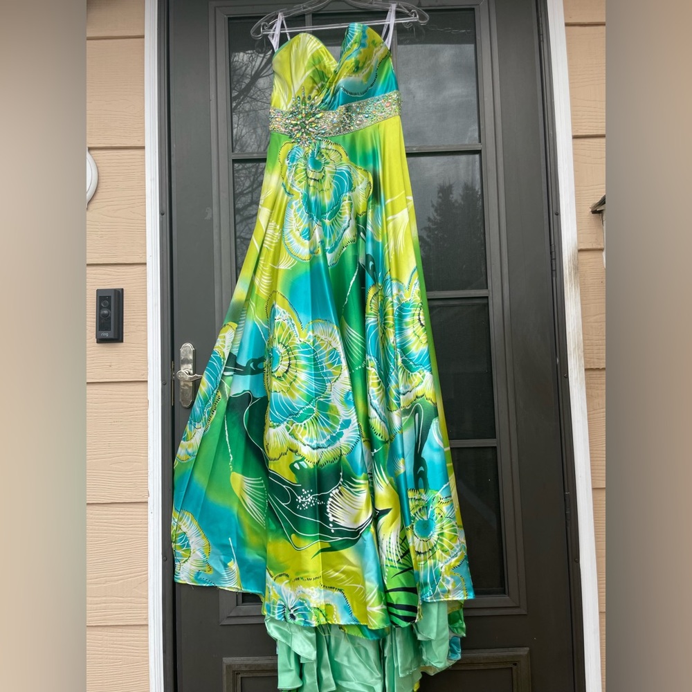 Tony Bowls - Paris Prom Dress (Size 2)